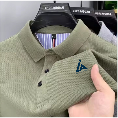 Polo hijau transparan IA Polo hijau transparan IA